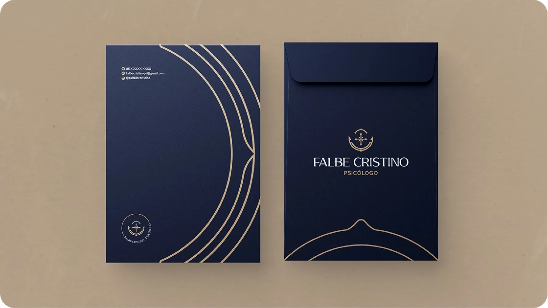Envelope e pasta com a identidade visual Falbe Cristino